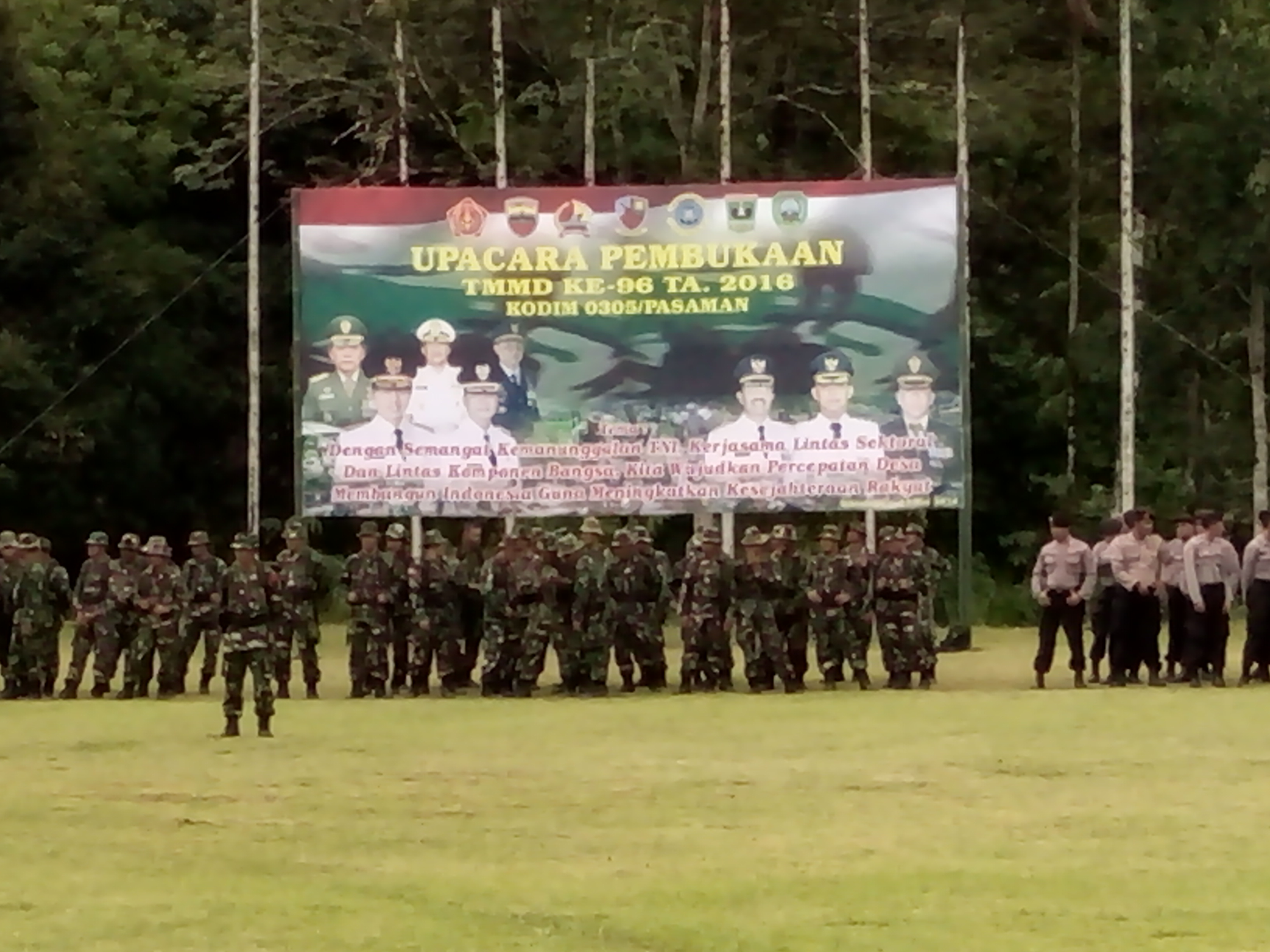 Pembukaan TMMD/N Ke 96 Tahun 2016 di Pasaman Pembukaan TMMD/N Ke 96 Tahun 2016 di Pasaman